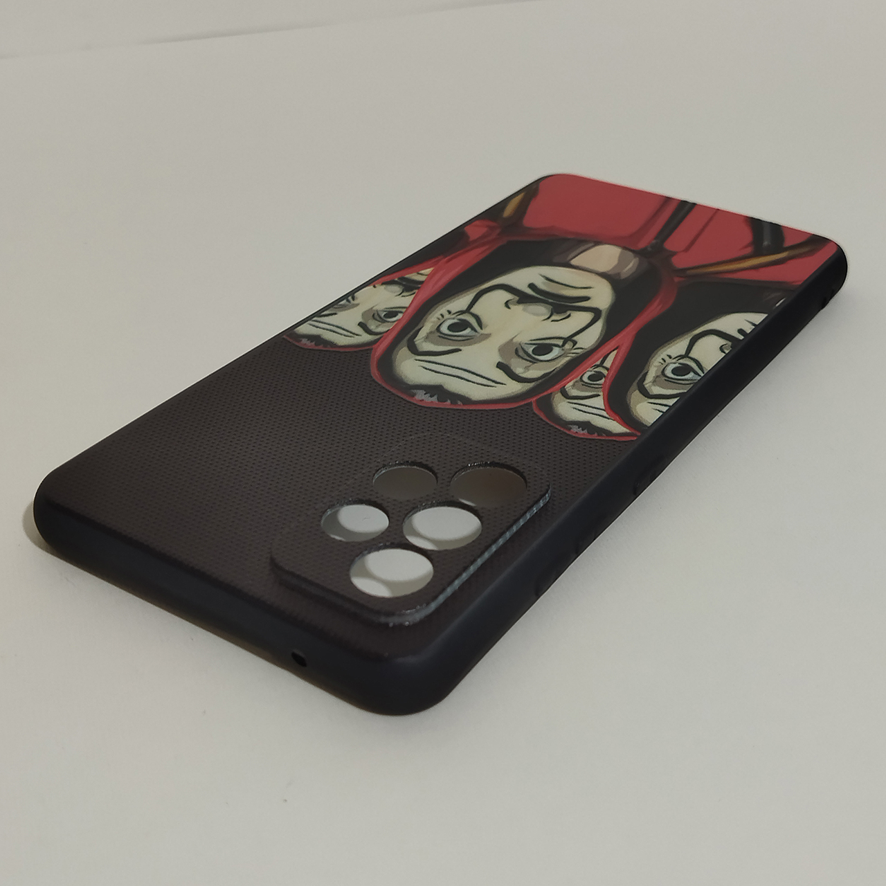 کاور کد 7018 مناسب برای گوشی موبایل سامسونگ A72-فروشگاه اینترنتی دارلین