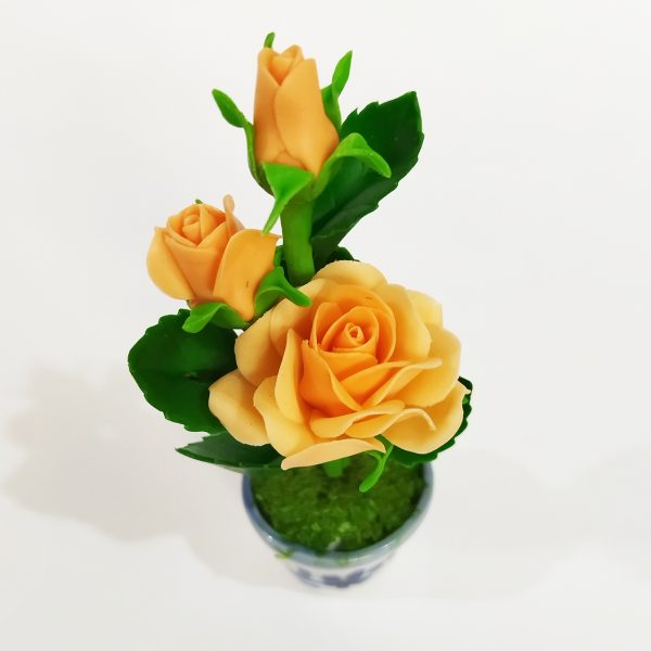 گلدان به همراه گل مصنوعی کد 940226