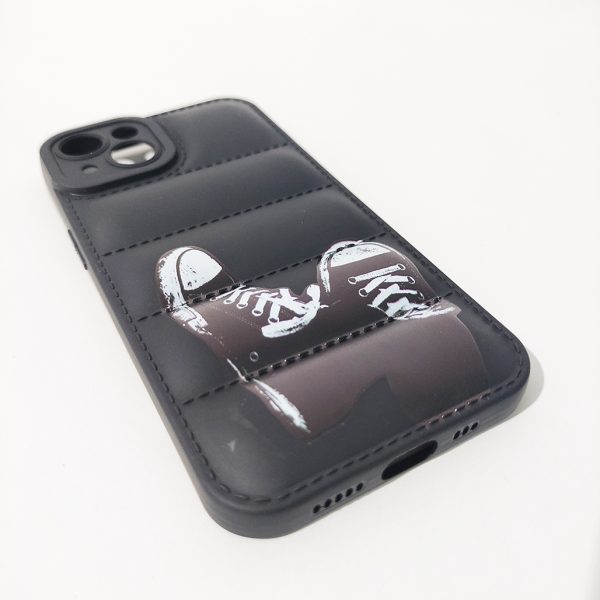 کاور کد 1180 مناسب برای گوشی موبایل اپل iPhone 13/14 مدل پافری طرح کتونی-فروشگاه اینترنتی دارلین